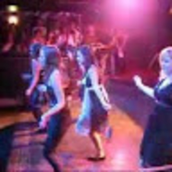 Meet your Posher, Simone - Picture 1 of 1